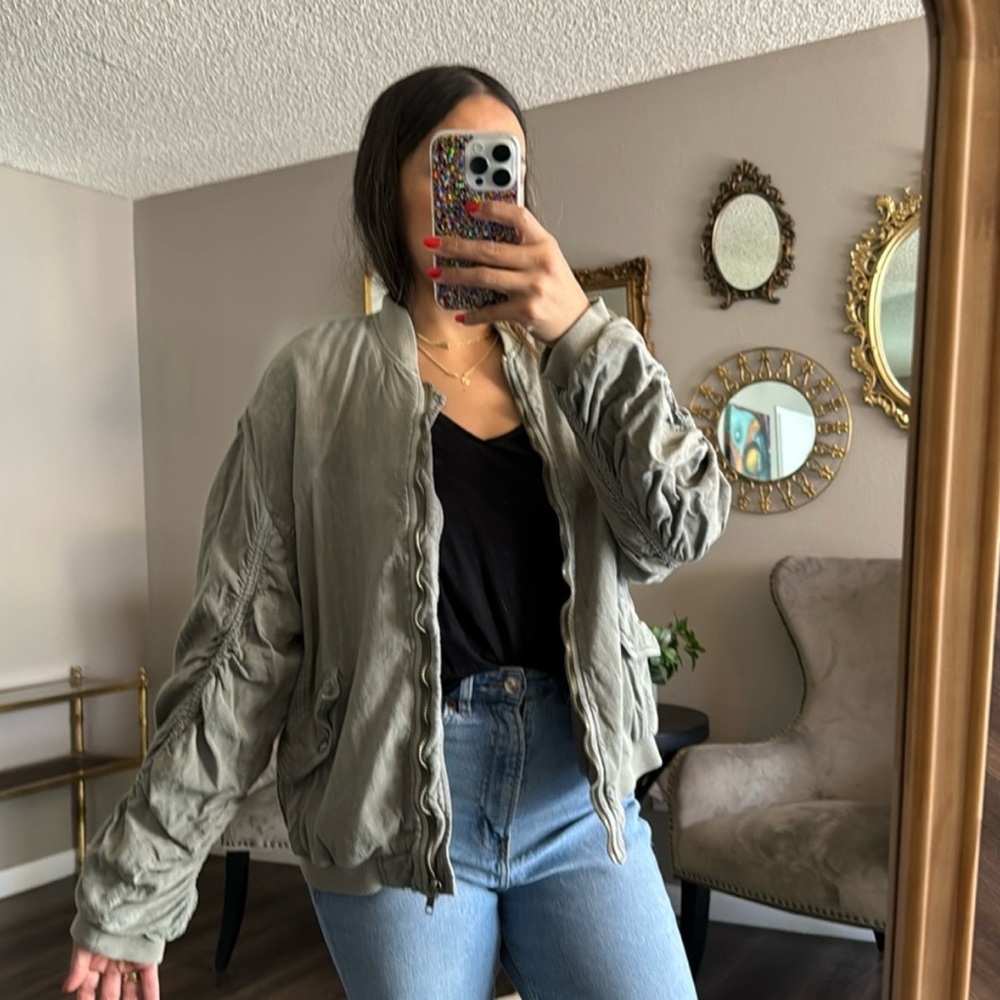 Free People olive bomber jacket | Medium